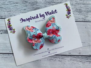 3.25" Butterfly bow - Blue Floral