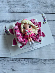 4.5" Bella Clay bow - Hot Pink Doll squares