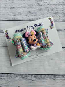 4.5" Nevaeh bow - Easter Egg Mouse
