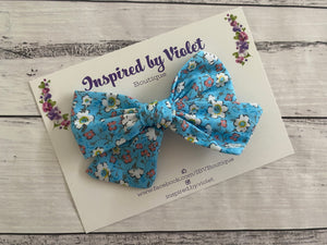 10-12cm Fabric bow on Clip -  Blue Floral