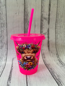 16oz tapered plastic cup - Floral Highland Cow Neon Pink