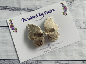 3.25" Butterfly bow - Golden Floral