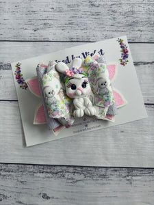 4.5" Bella Clay bow - Pretty Bunny
