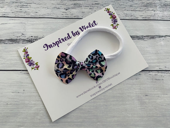 2.7” Chloe mini Bow on band - Rainbow Leopard