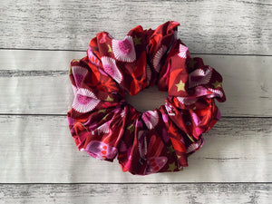 XL Scrunchie - Red Pattern